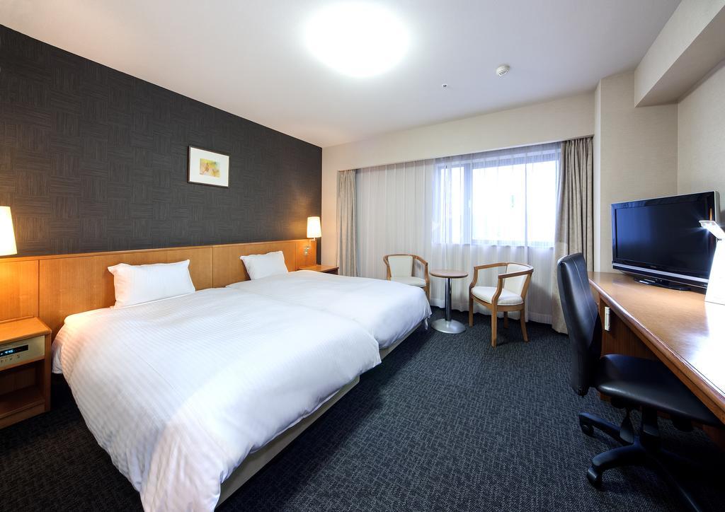 Daiwa Roynet Hotel Toyama Station Zimmer foto