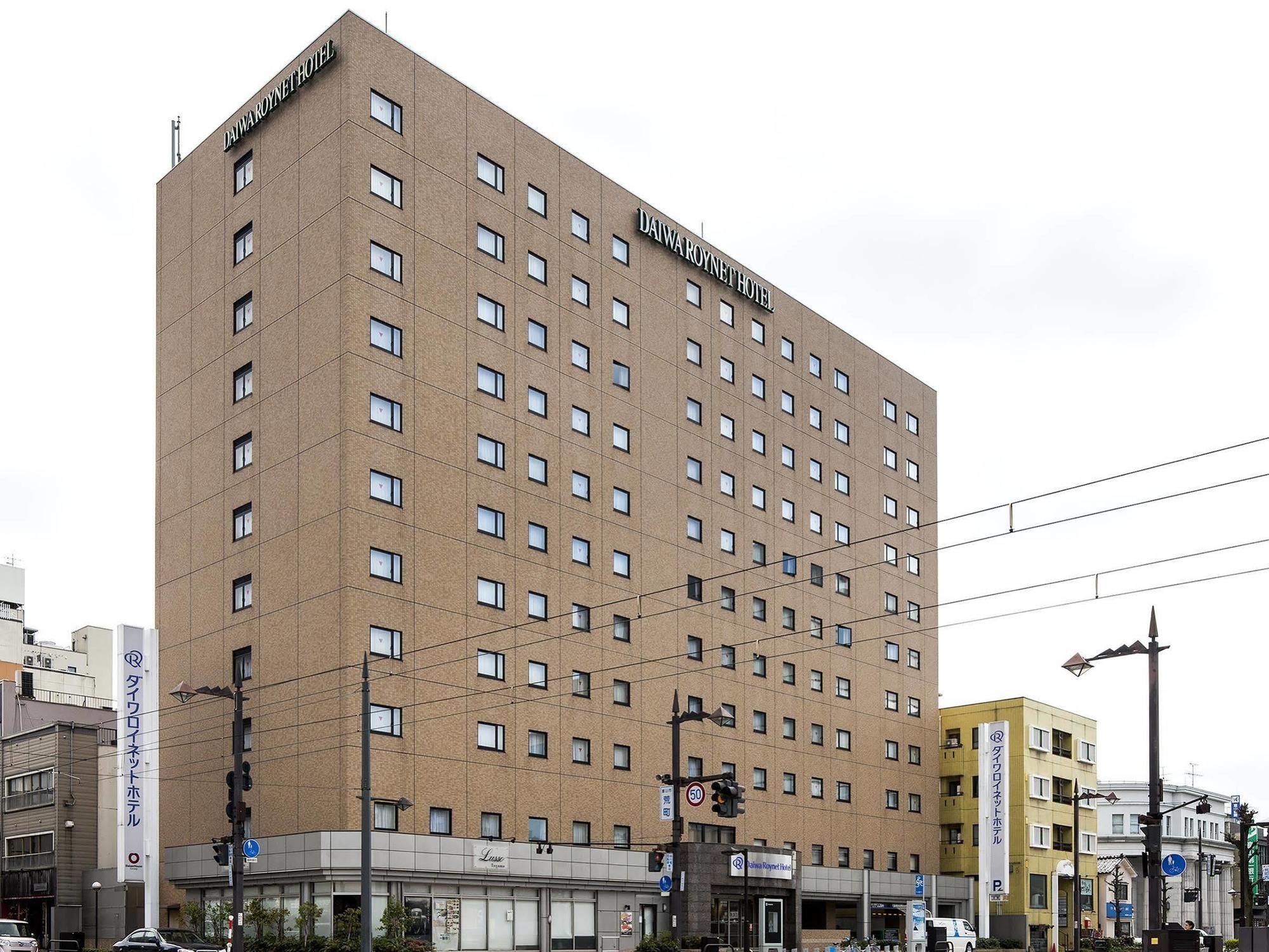 Daiwa Roynet Hotel Toyama Station Exterior foto